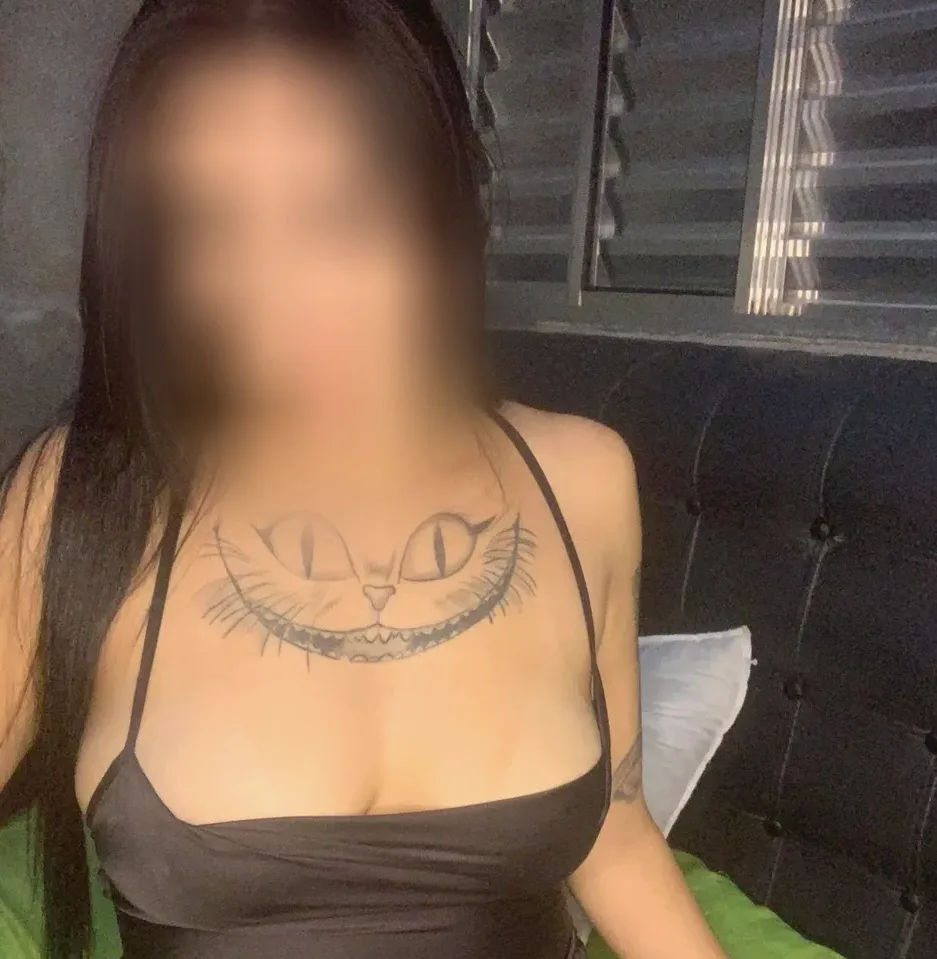 Bianca, 27