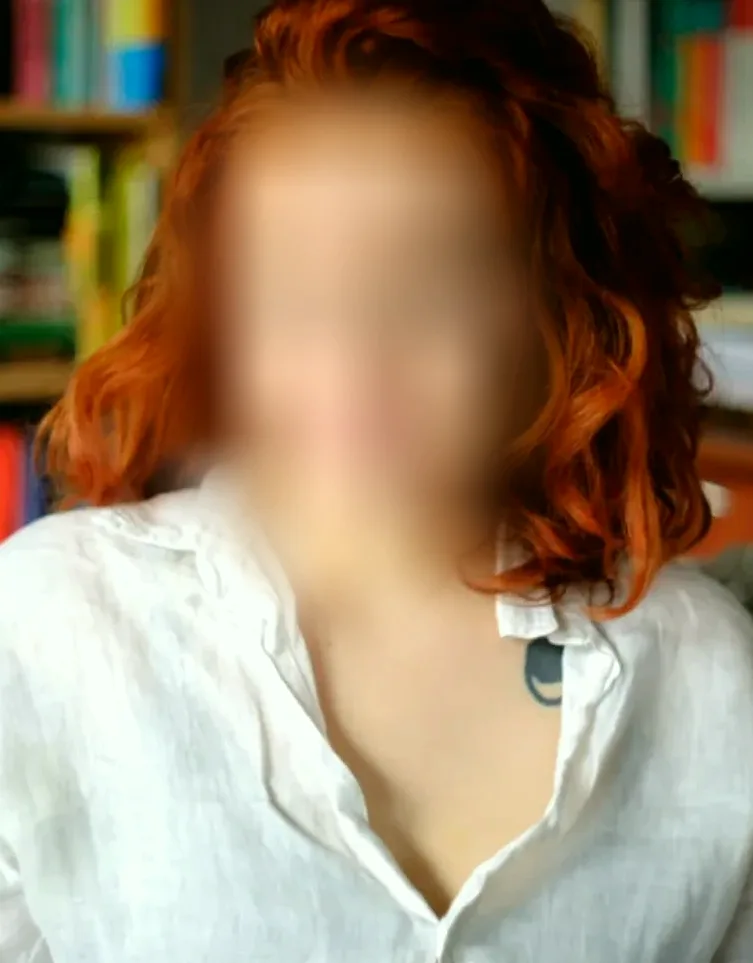 Emma, 27