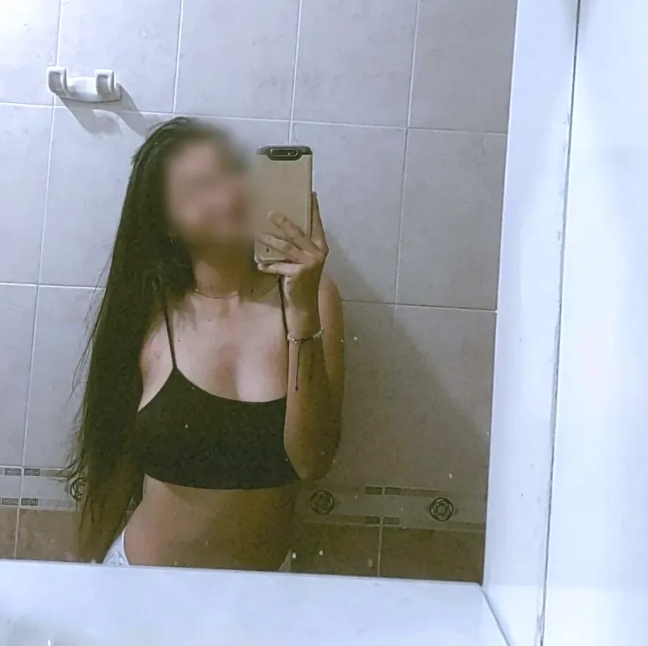Esra, 22
