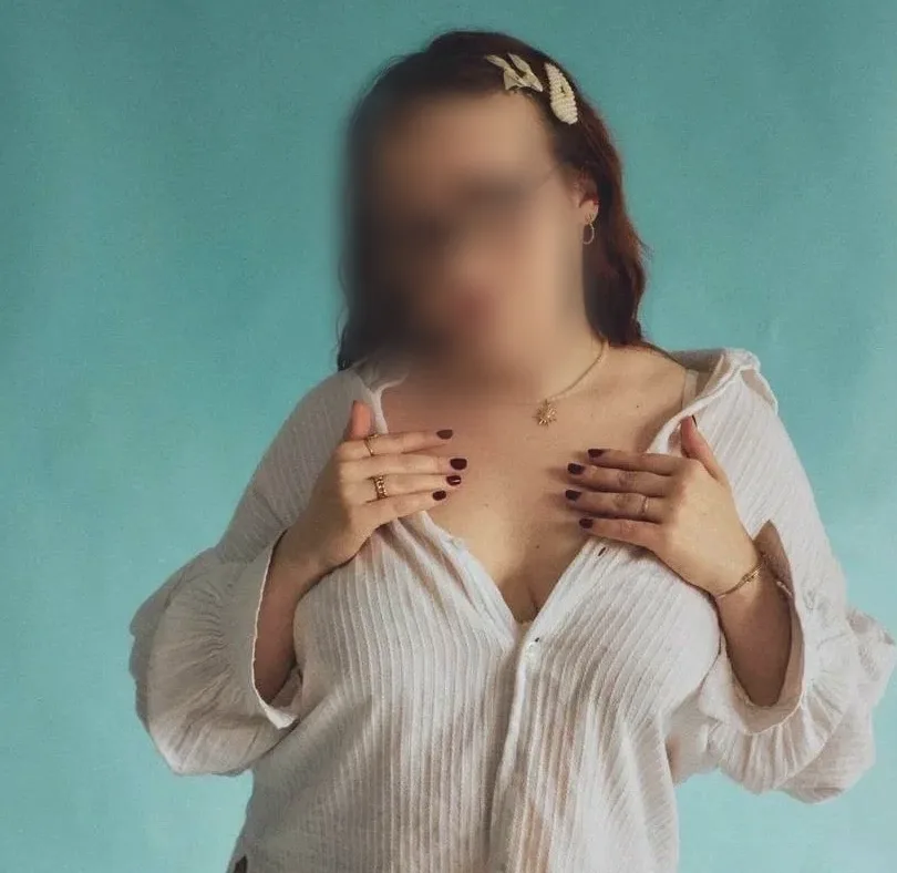 Nele, 21