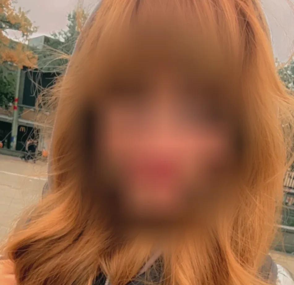 Yasmin, 31